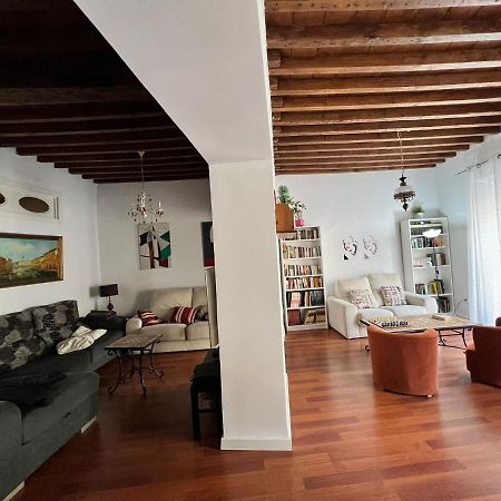 Gran Apartamento Centro Historico Málaga Esterno foto
